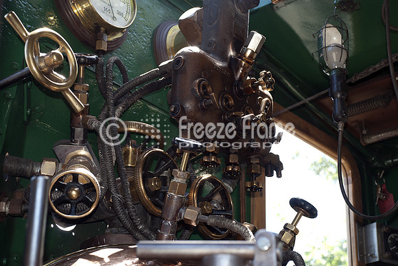 FFD5995D